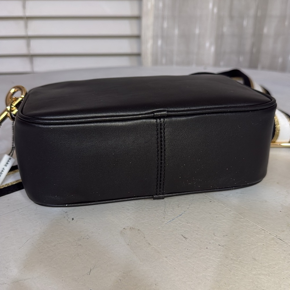 $395 MARC JACOBS Black Flash Leather Crossbody Bag w extra Gold Chain Strap - Picture 10 of 15